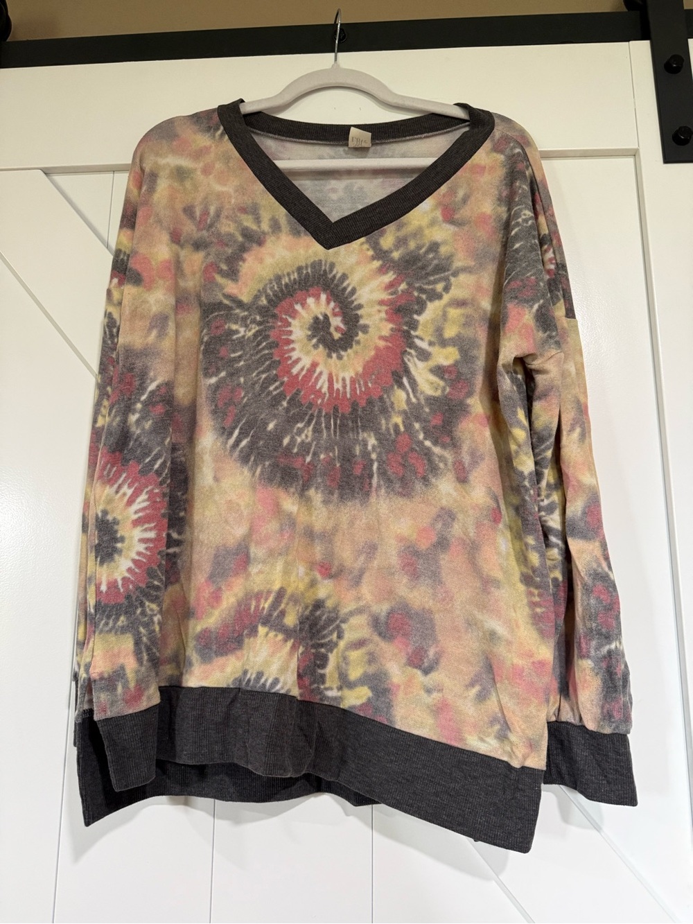 Sew In Love Multicolor Tie-Dye V-Neck Sweatshirt